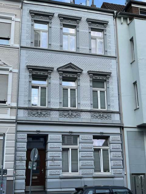 Teilmöbliertes DG-Apartment City MG