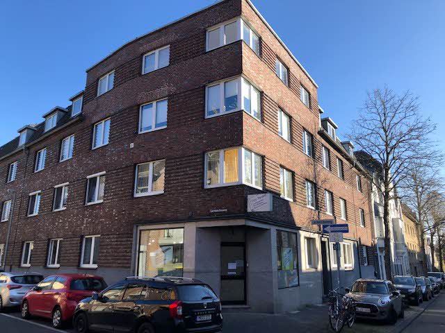 Barrierefreie, variabel nutzbare  EG Gewerbeeinheit!
