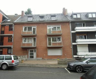 –Reserviert — Schicke 2 Raum Wohnung , mit 2 Balkonen, am Landgericht /Mönchengladbach
